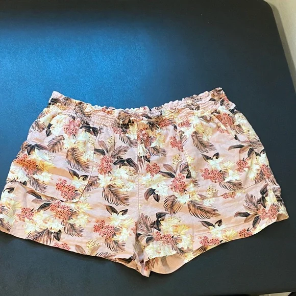 Floral Print Women's Tie Front Elastic Waist Linen Shorts - Picture 1 of 7